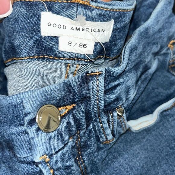 Good American Good Legs Jagged Frayed Hem
Skinny Denim Jeans(Size 2/26) - Picture 8 of 8